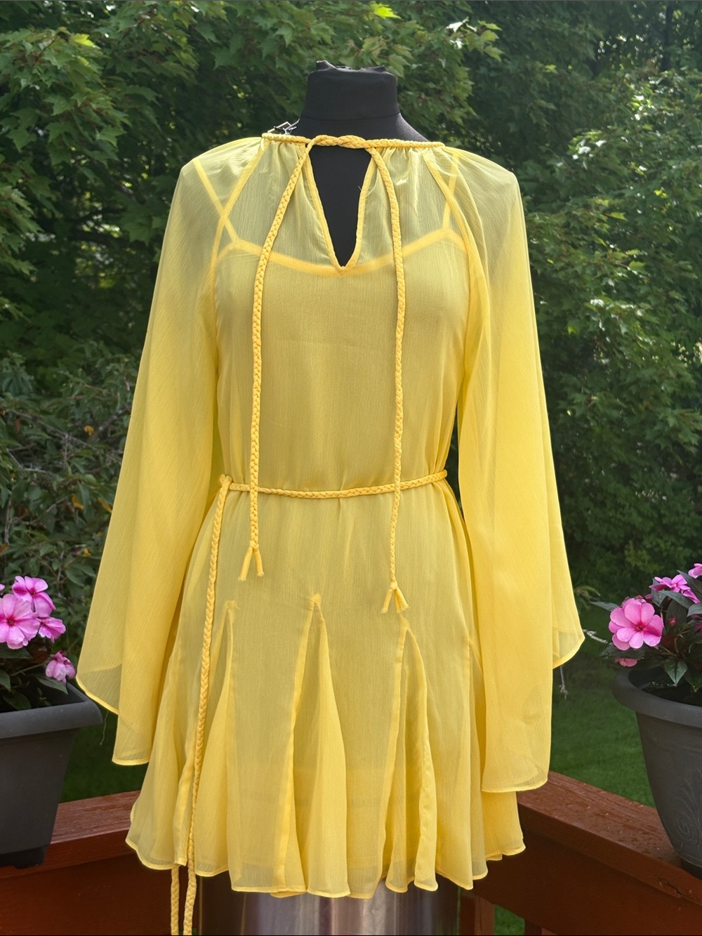 NWT Yellow Alice +Olivia sheer dress